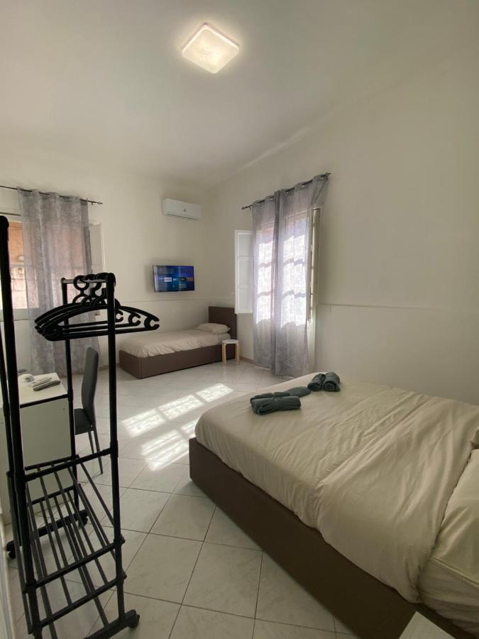 Lavica Airport Catania B&B Buitenkant foto