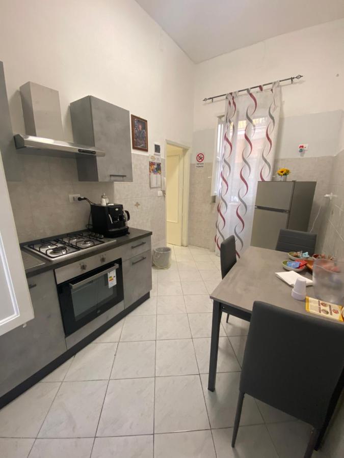 Lavica Airport Catania B&B Buitenkant foto